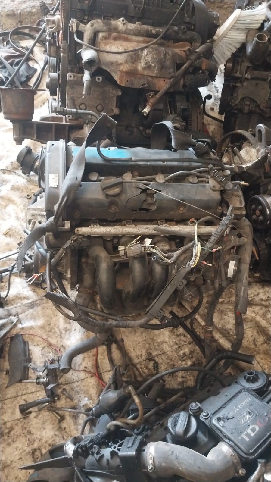 Ford Focus 1 1.6 Benzinli Çıkma Motor - Görsel 3